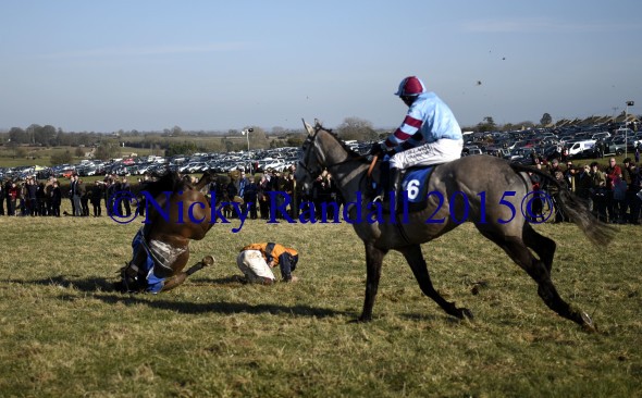 7th March 5th race 8 Jump to The Beat 18 with 16 The Persuader